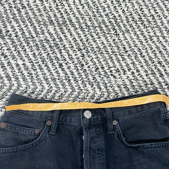 Agolde Dee Shorts - Picture 5 of 8